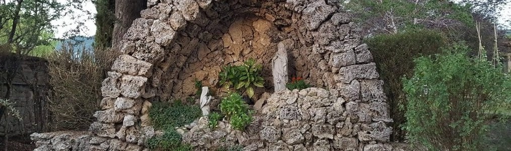 75 CANTONIGROS. GRUTA LOURDES